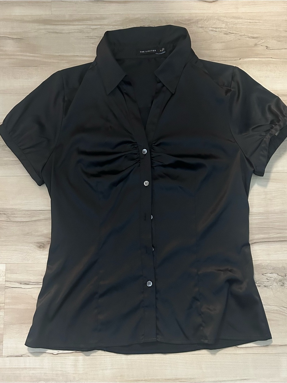 The Limited Black Short-Sleeve Ruched Button-Down Top Size Medium Vintage